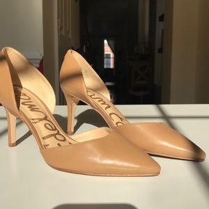 Sam Edelman tan matte leather pumps